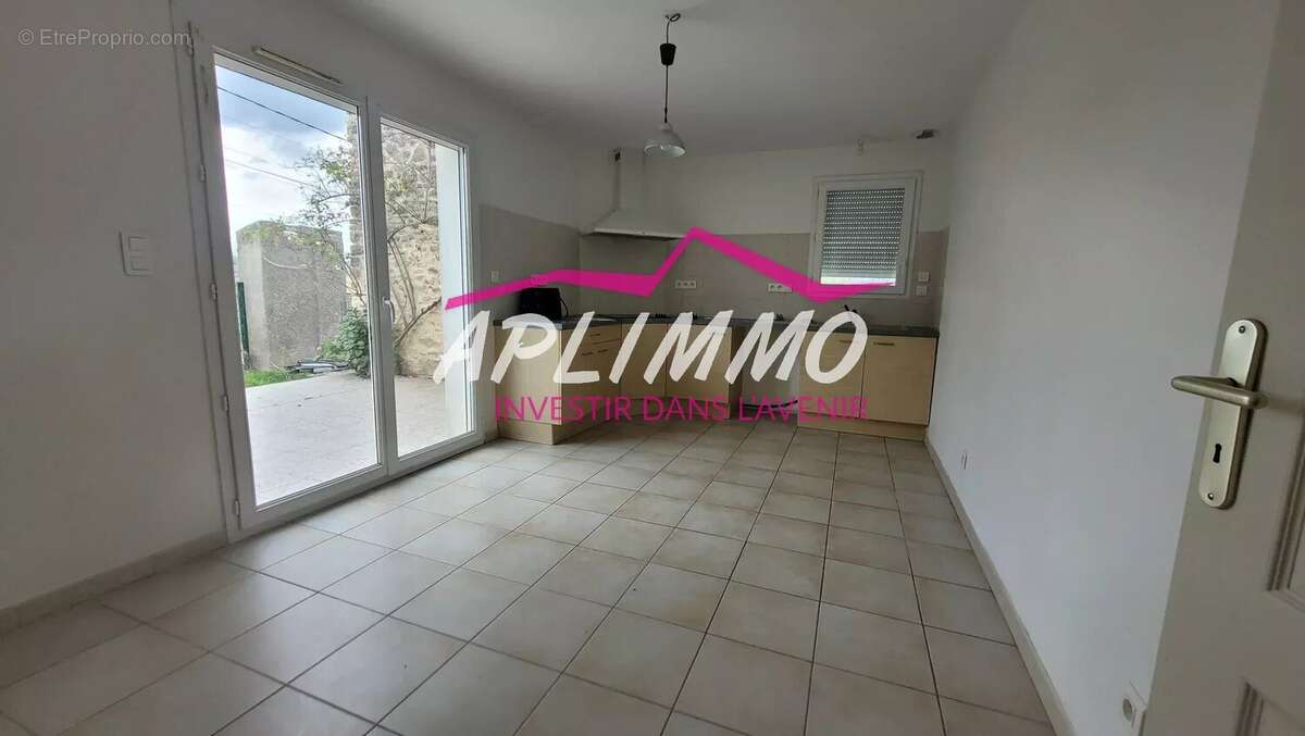 Maison à PUY-SAINT-MARTIN