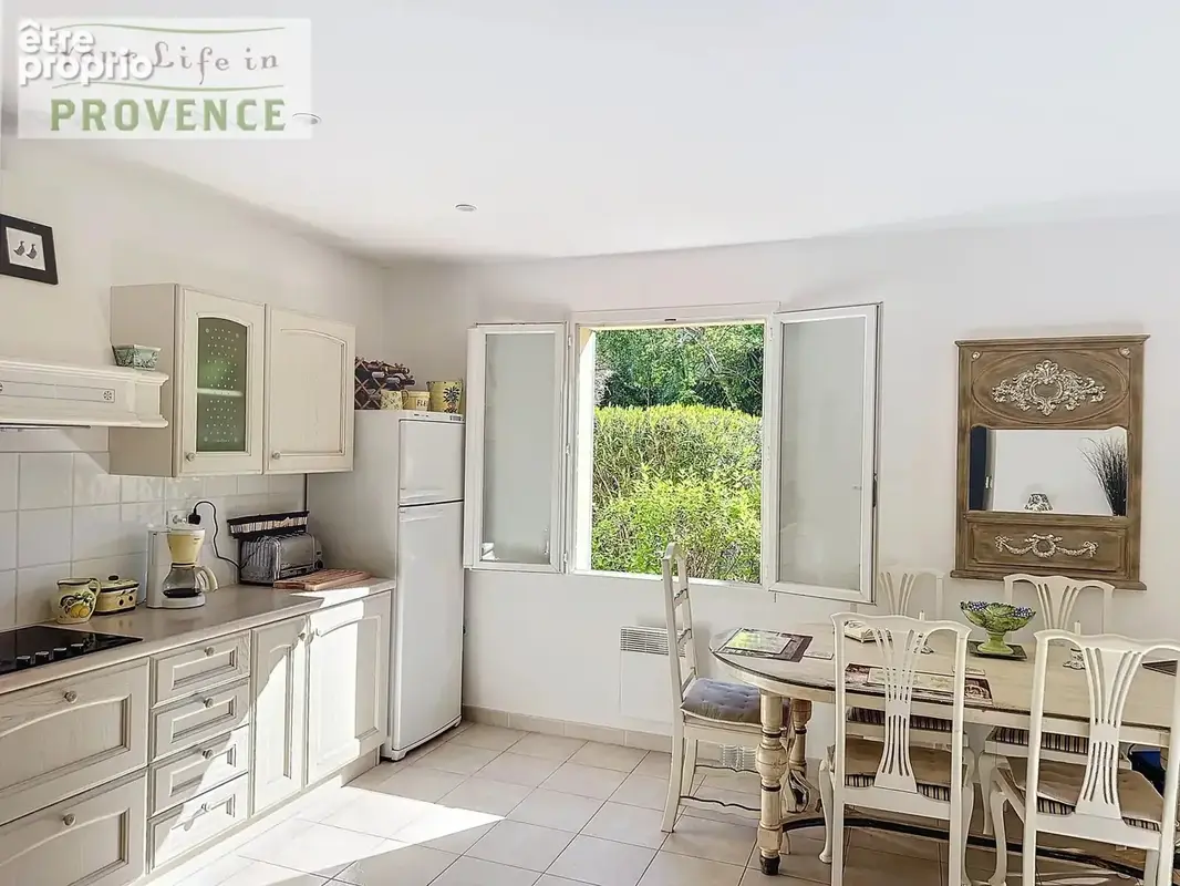 Appartement à LORGUES