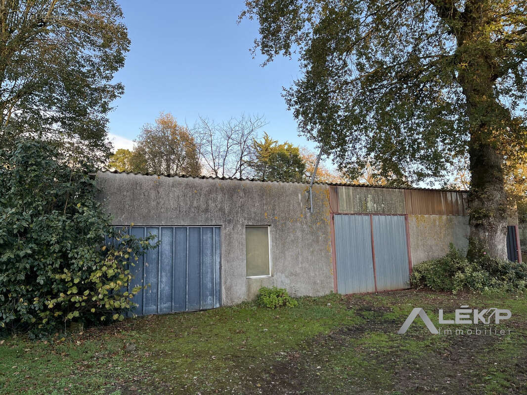 Maison à BAINS-SUR-OUST