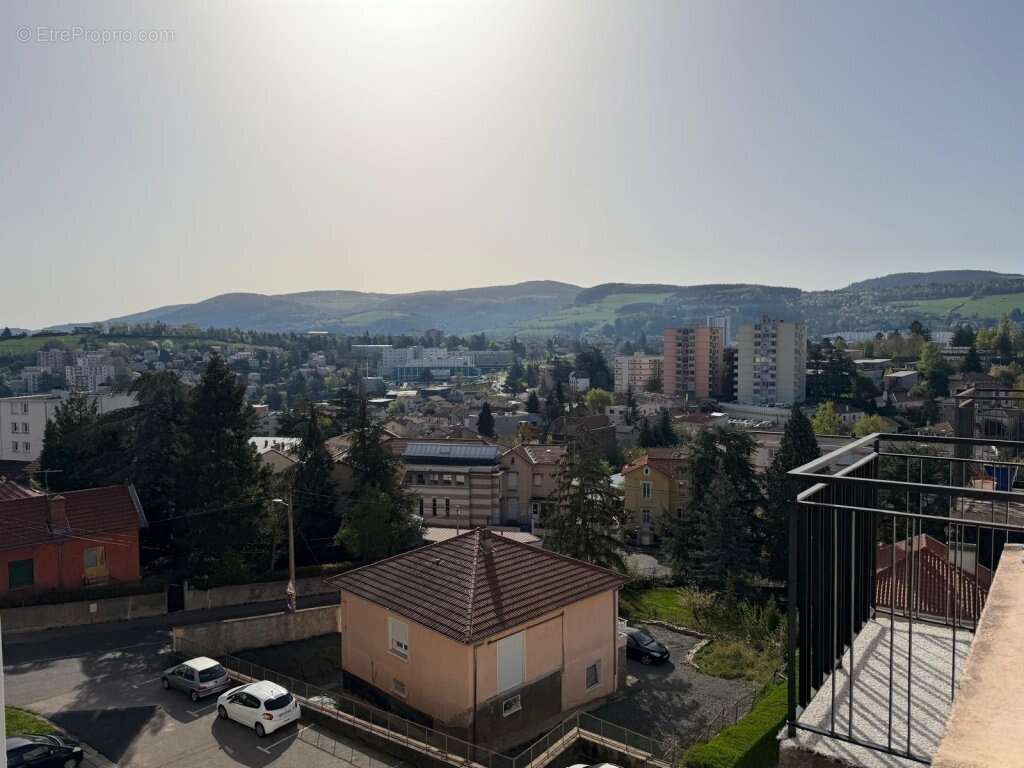 Appartement à SAINT-ETIENNE
