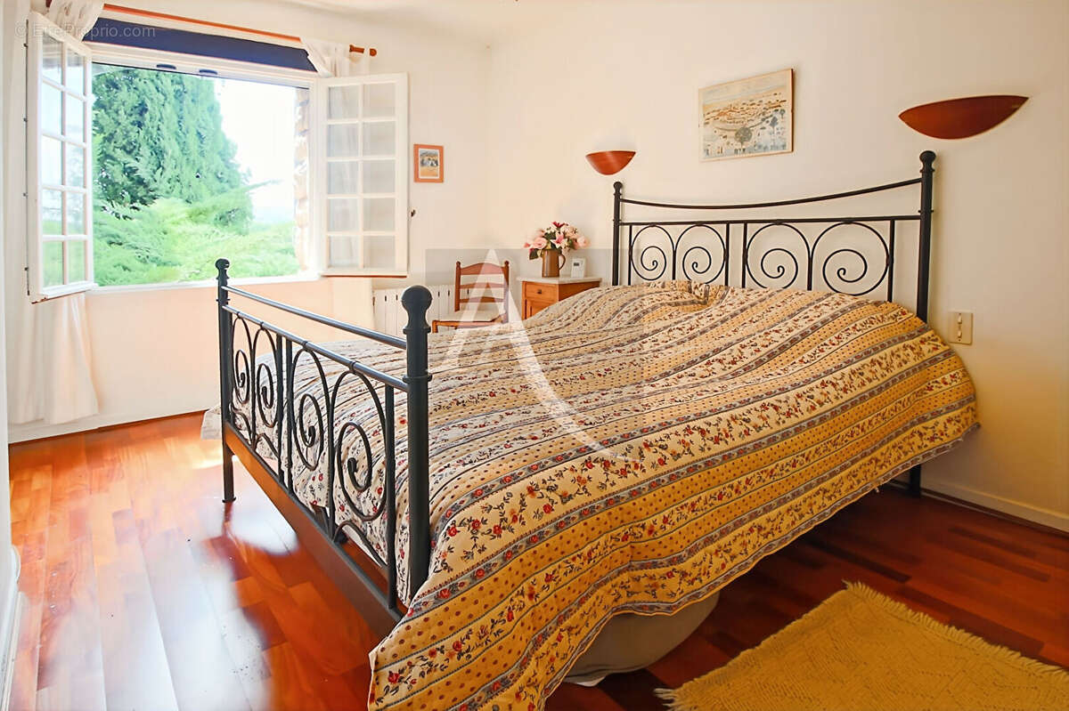 Maison à MONTAYRAL