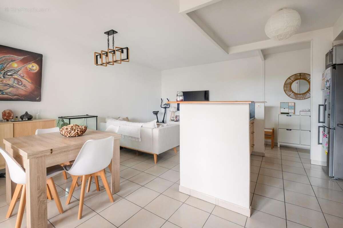 Appartement à VILLENEUVE-LES-MAGUELONE