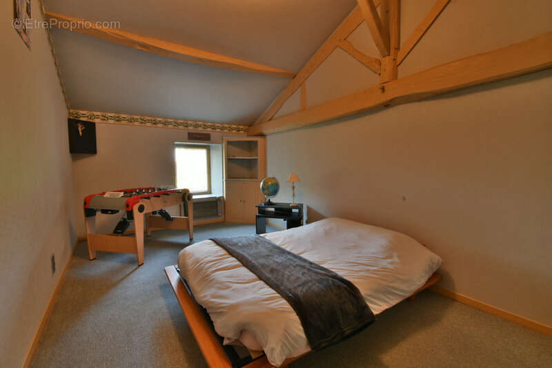 Maison à vendre 6 pièces TONNAY BOUTONNE (17) - photo 5