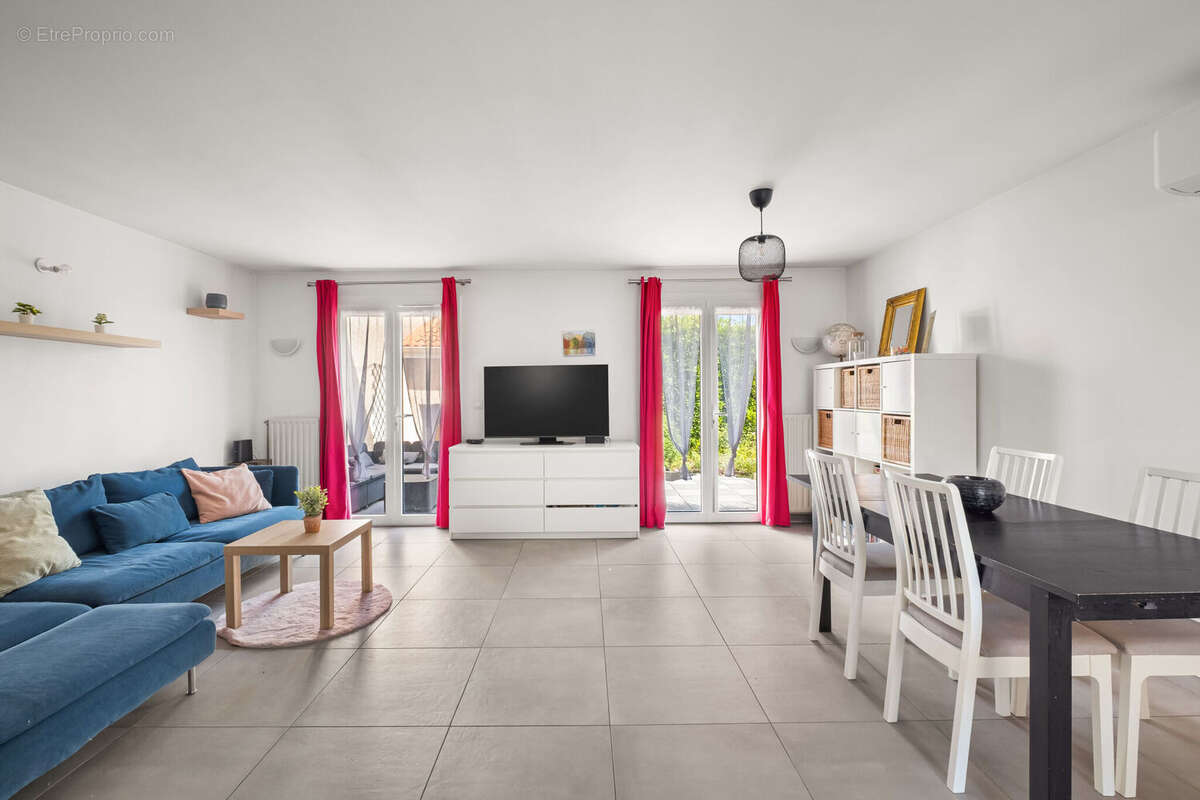 Photo 7 - Maison à CORBAS