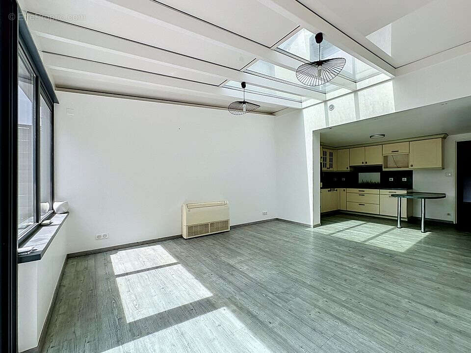 Maison à EMERAINVILLE