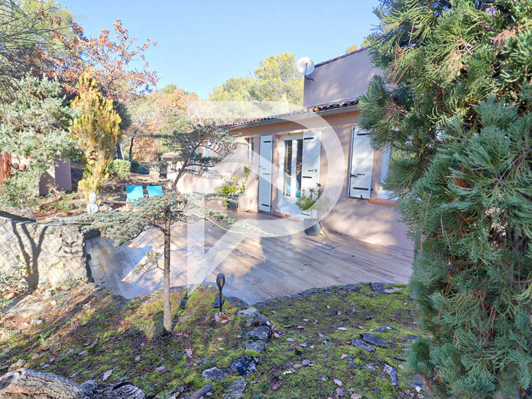 Maison à PIERREVERT