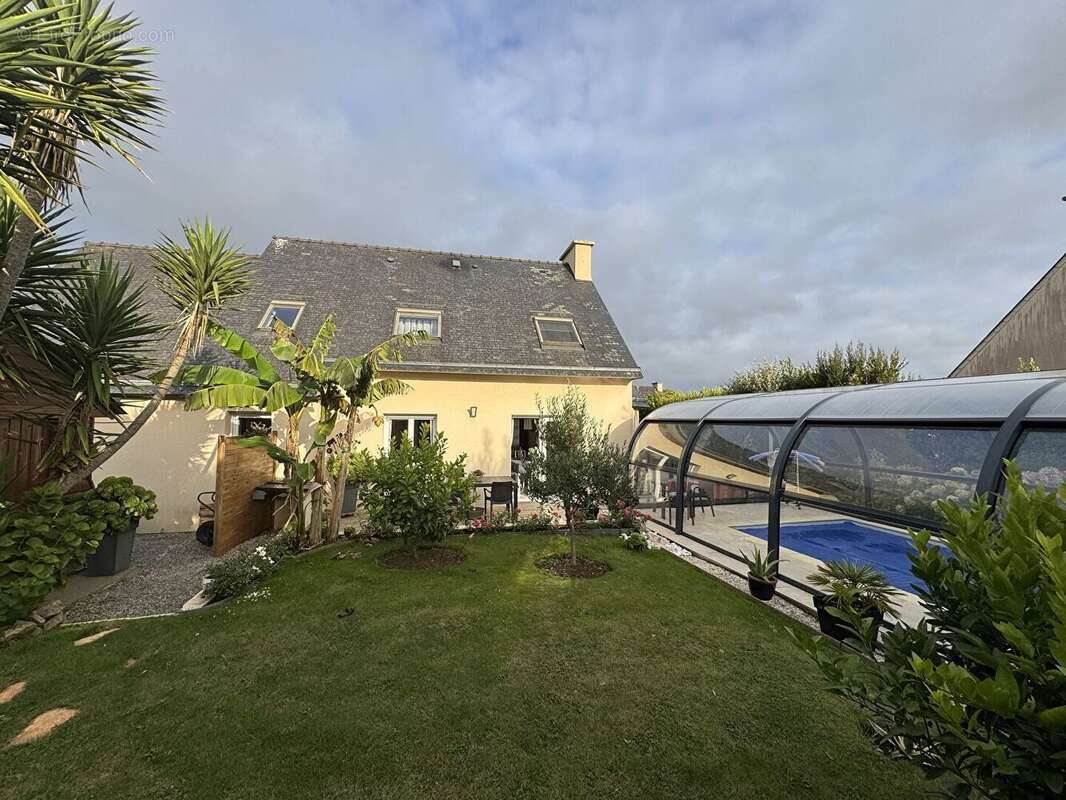 Maison à LE FOLGOET