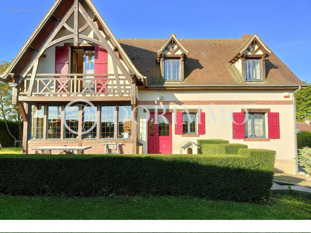 Maison à MILLY-SUR-THERAIN