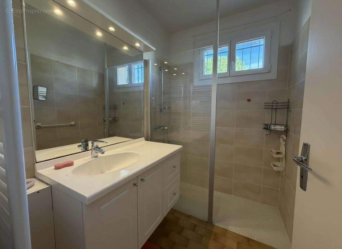 Maison à SAINT-CYPRIEN