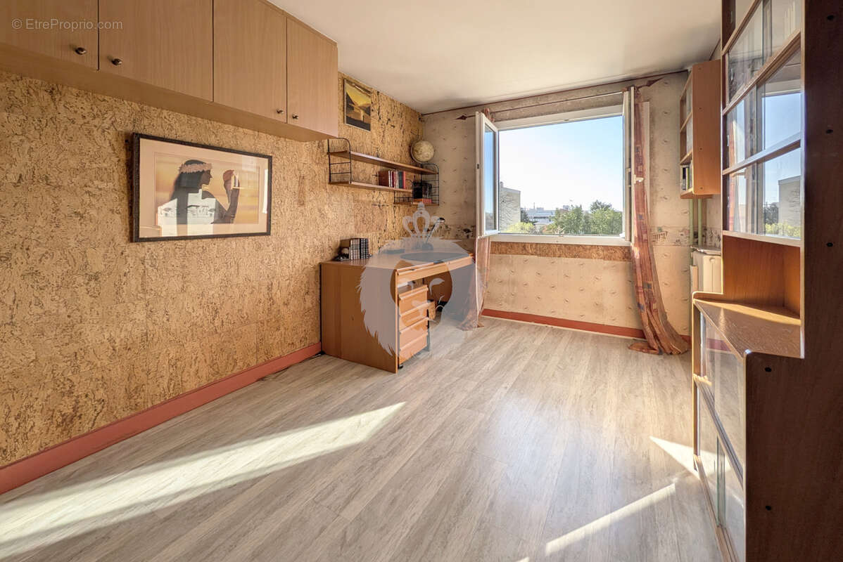 Appartement à SAINT-MAUR-DES-FOSSES