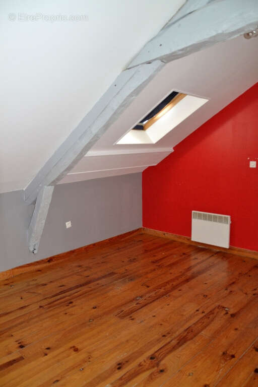 Appartement à GUISE