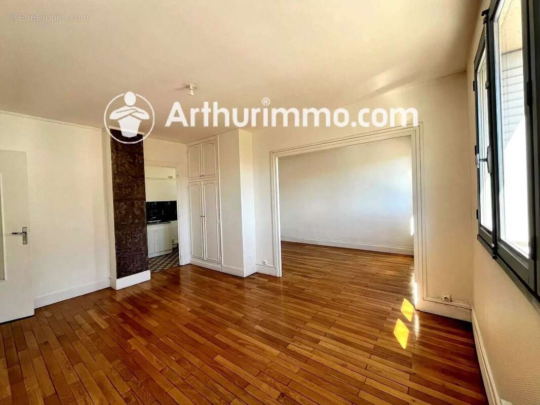 Appartement à LYON-8E