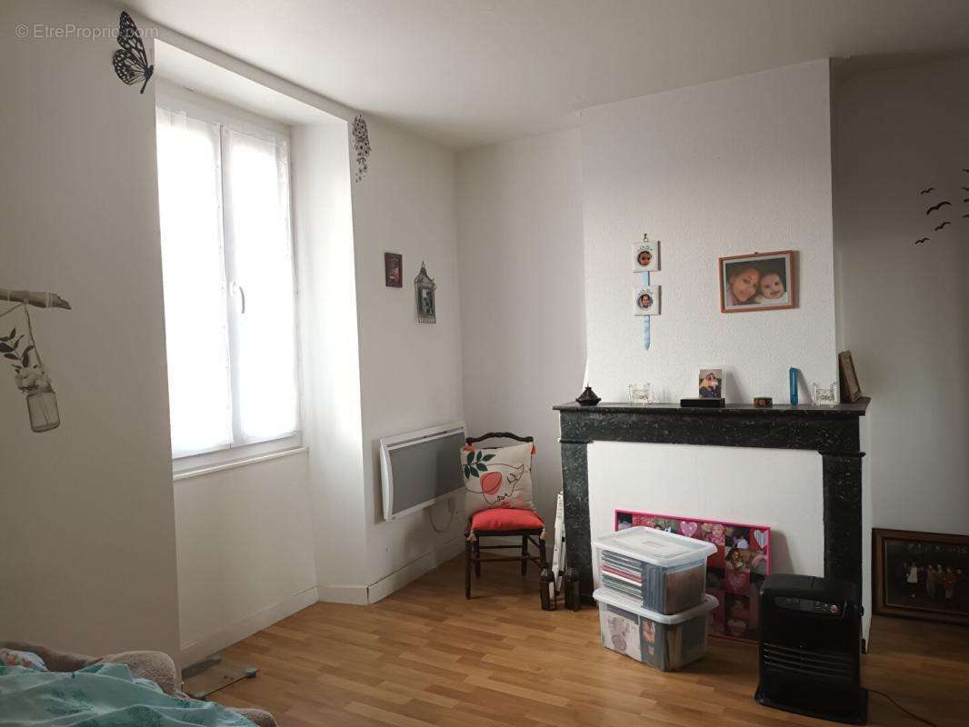 Maison à MORTAGNE-SUR-GIRONDE