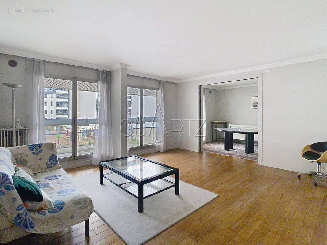 Appartement à LE CHESNAY