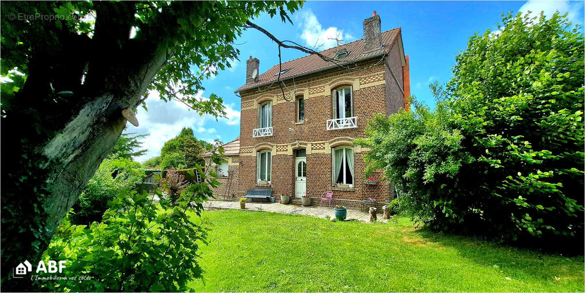 Maison à MARTIN-EGLISE