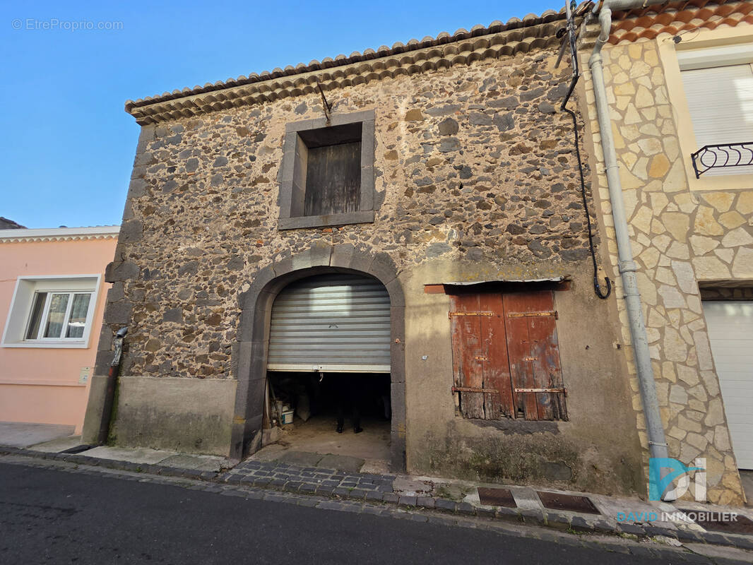 Parking à AGDE