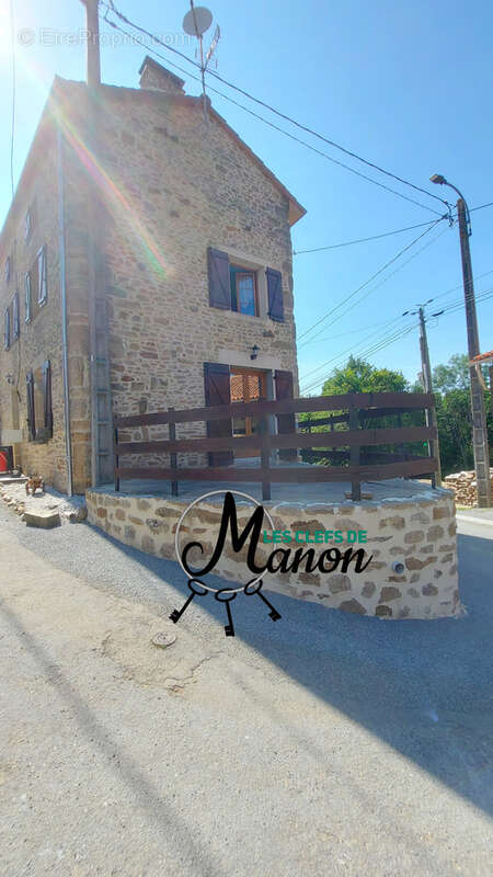 Maison à CHATEAUPONSAC