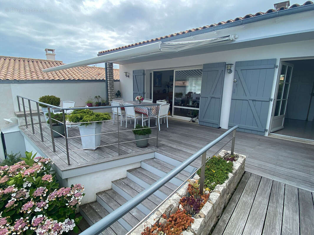 Maison à LA FLOTTE
