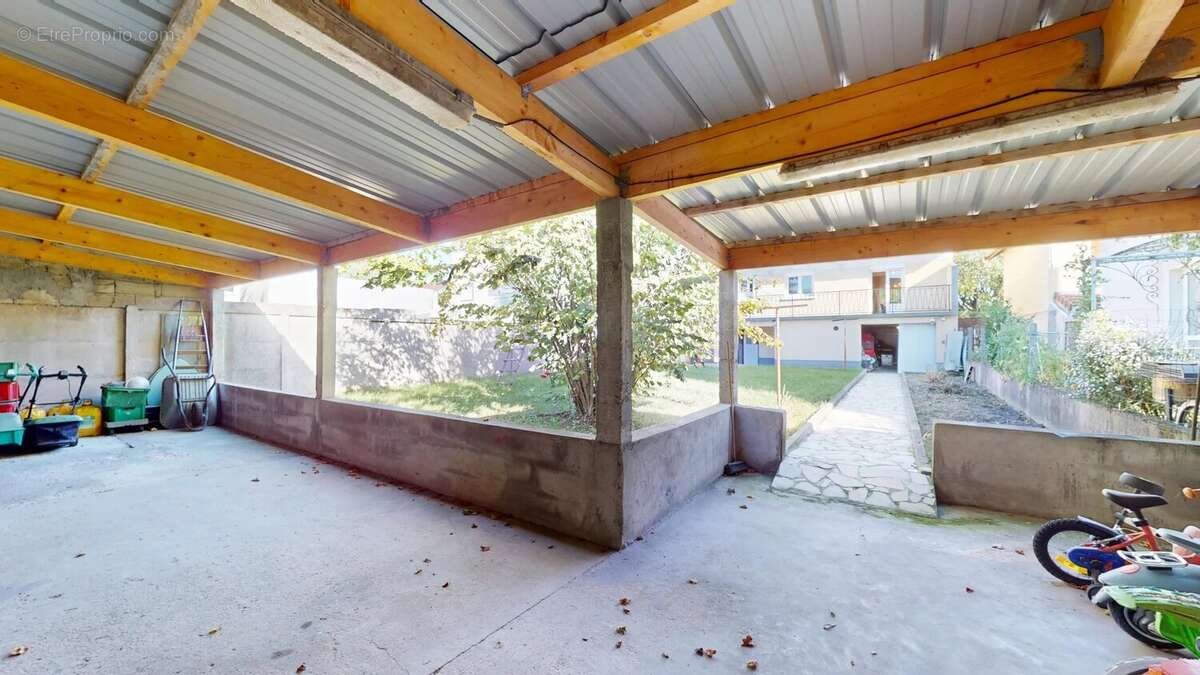 Maison à MONTFERMEIL