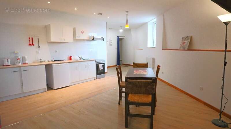 Appartement à FOURMIES