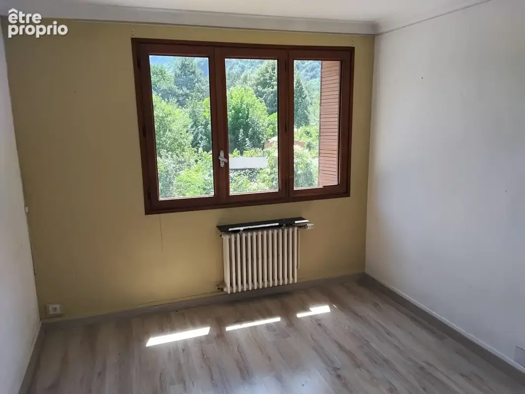 Dans petite résidence, grand T4 de 93m2 avec garage double - photo 2