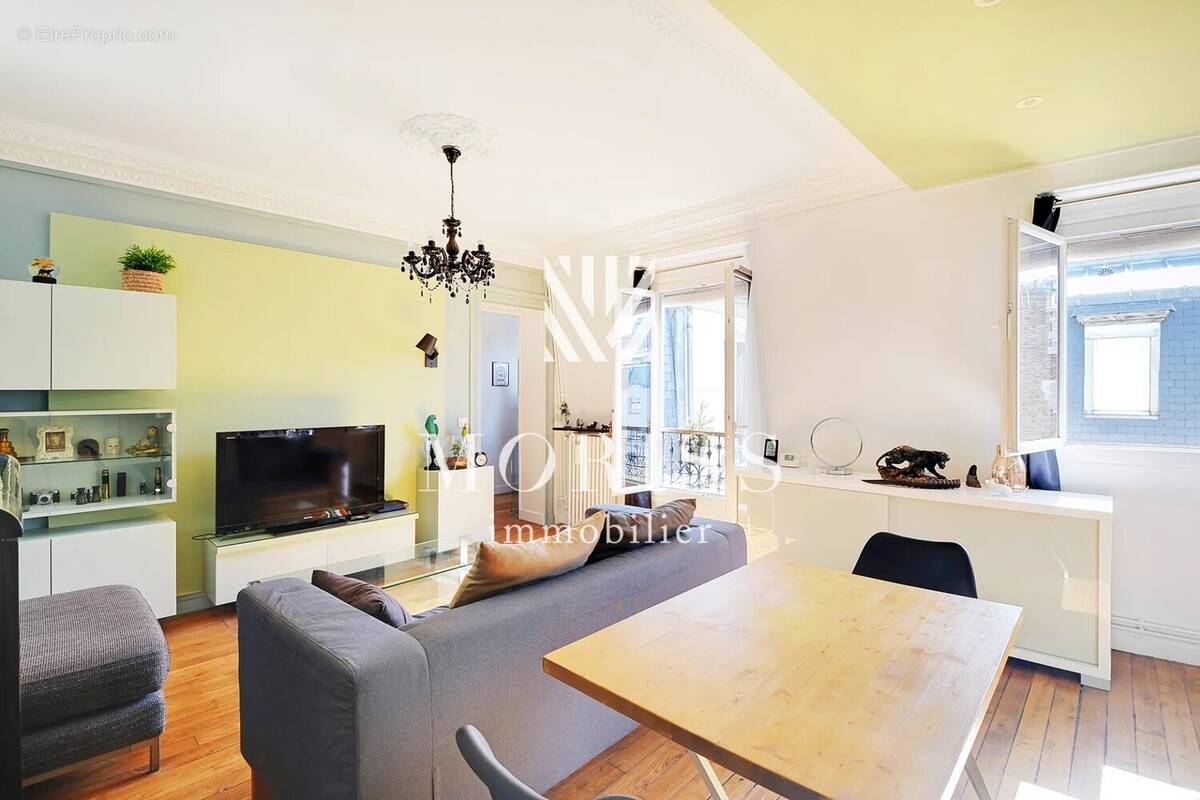 Appartement à PARIS-11E