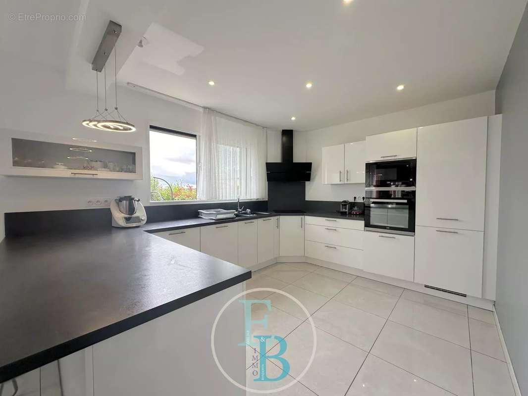 Maison à BLAINVILLE-SUR-ORNE