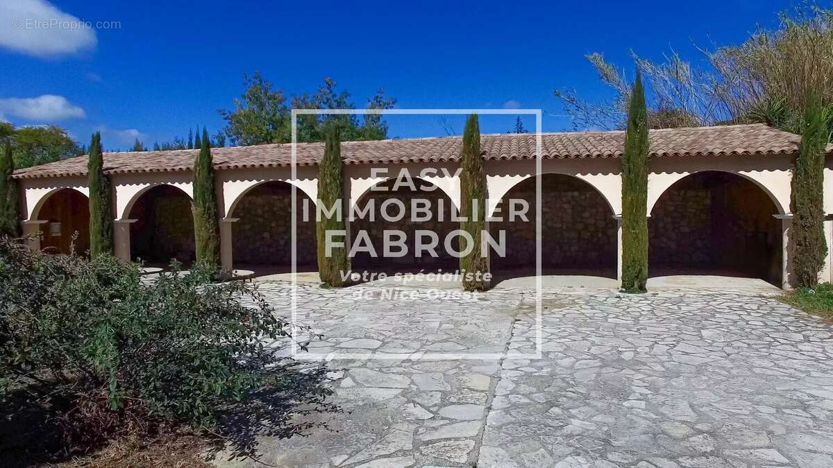 Maison 337 m² à Nice  - photo 7