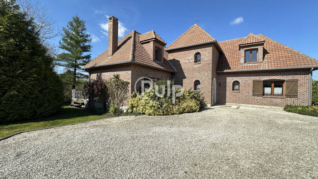 Maison à BRUAY-LA-BUISSIERE