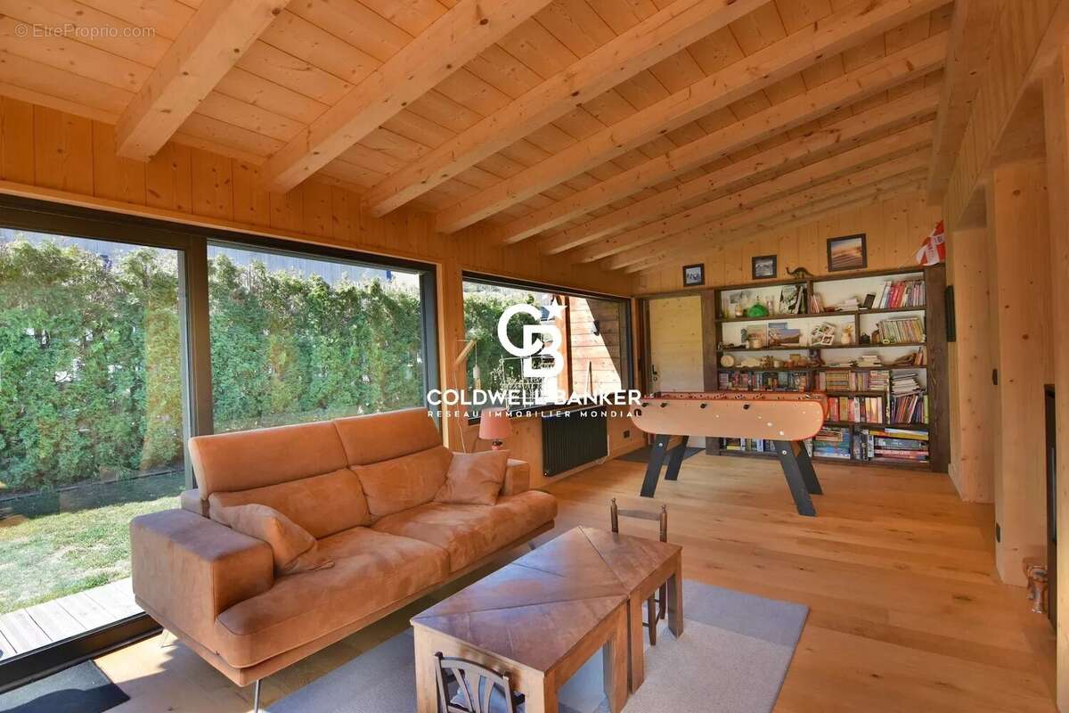 Propriété sur 2 niveaux avec 2 appartements - 153 m² - Les Houches - photo 8