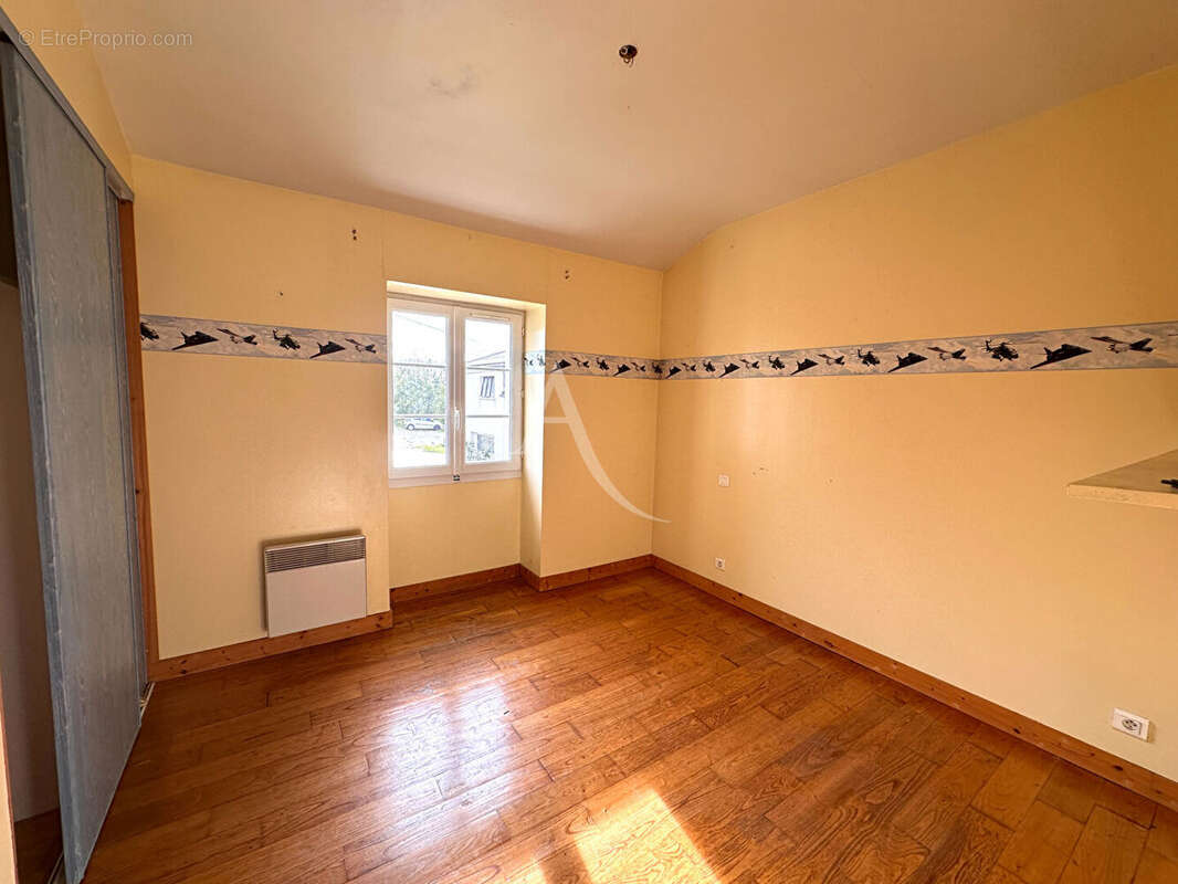 Maison à SAINT-CESAIRE