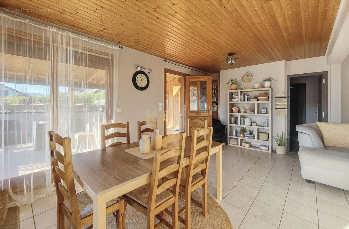Appartement à CHIGNIN