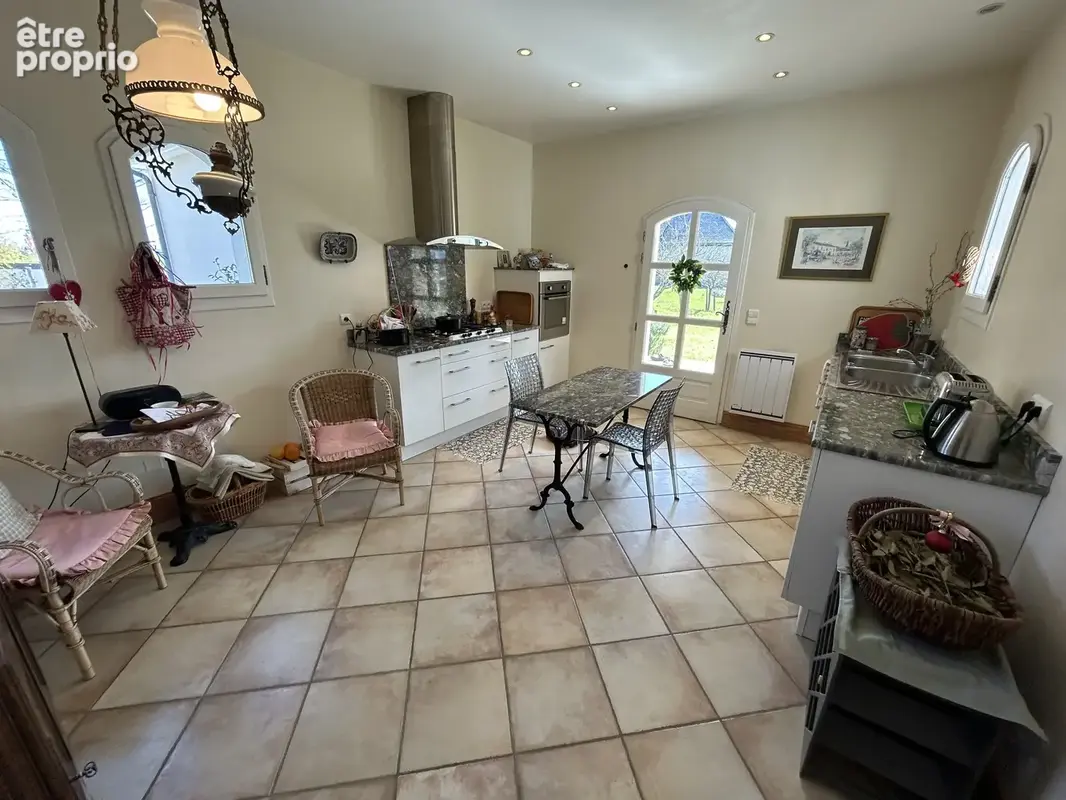 Maison 140 m² à Poumarous  - photo 16