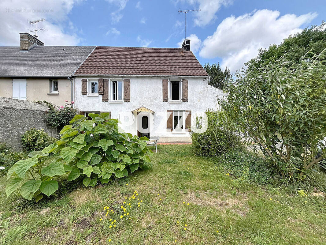 Maison à SAINT-AMAND