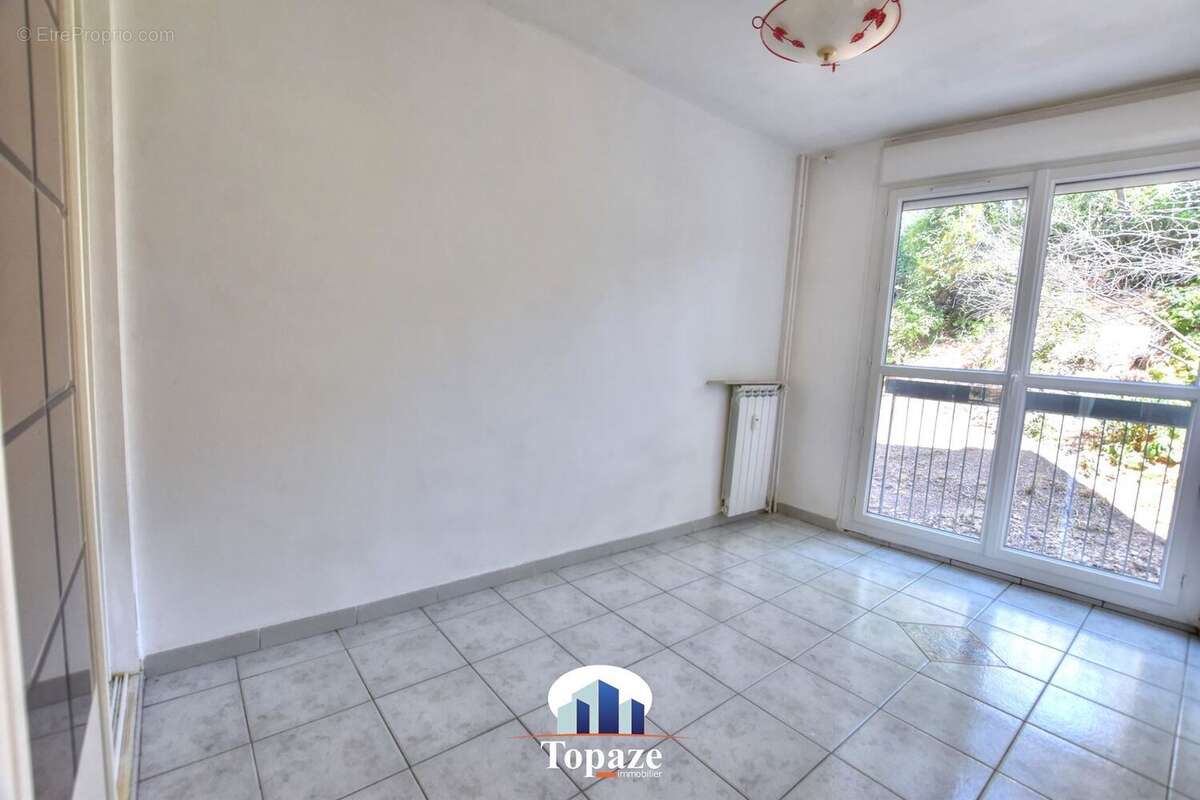 Appartement 90 m² à Saint-Raphael  - photo 7