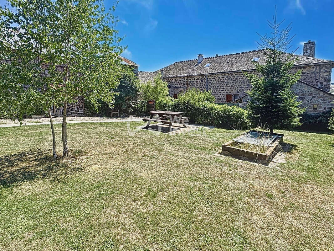 Maison à CHATEAUNEUF-DE-RANDON