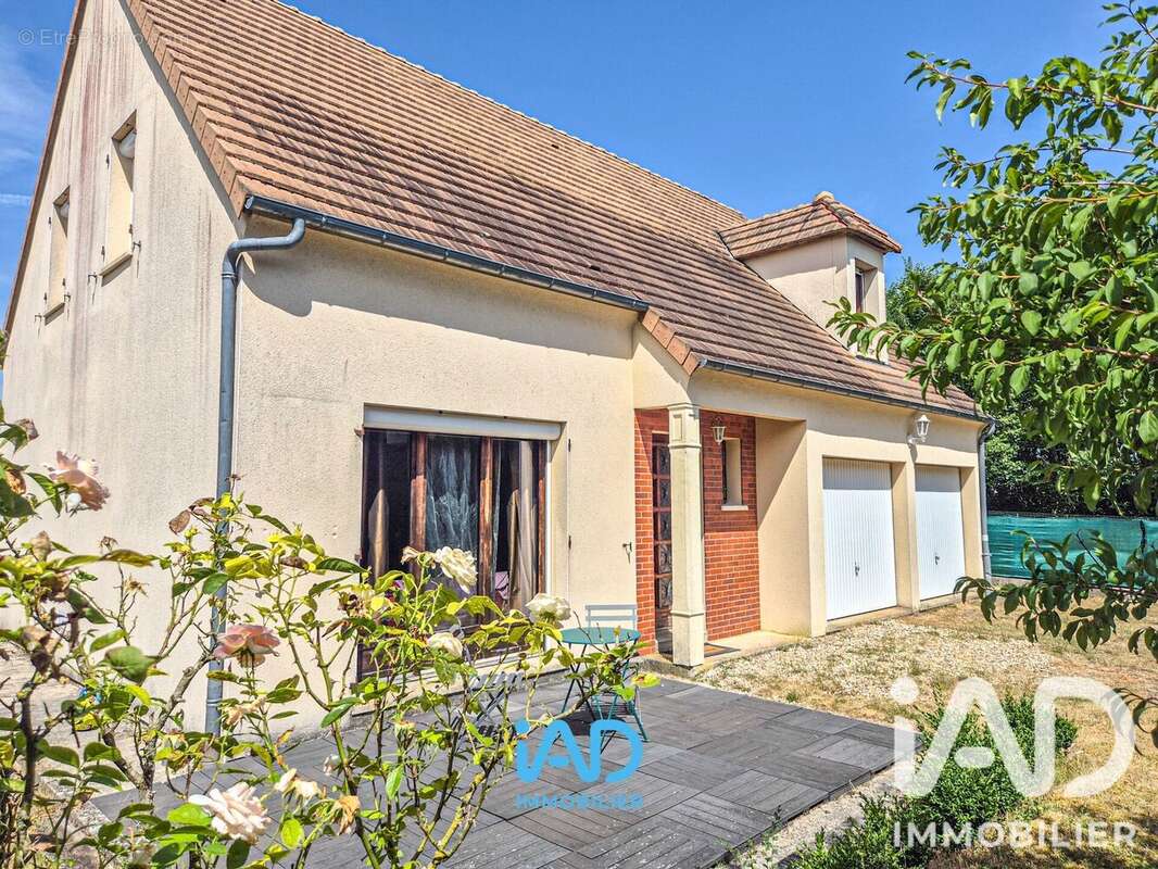 Photo 2 - Maison à JOUY-MAUVOISIN