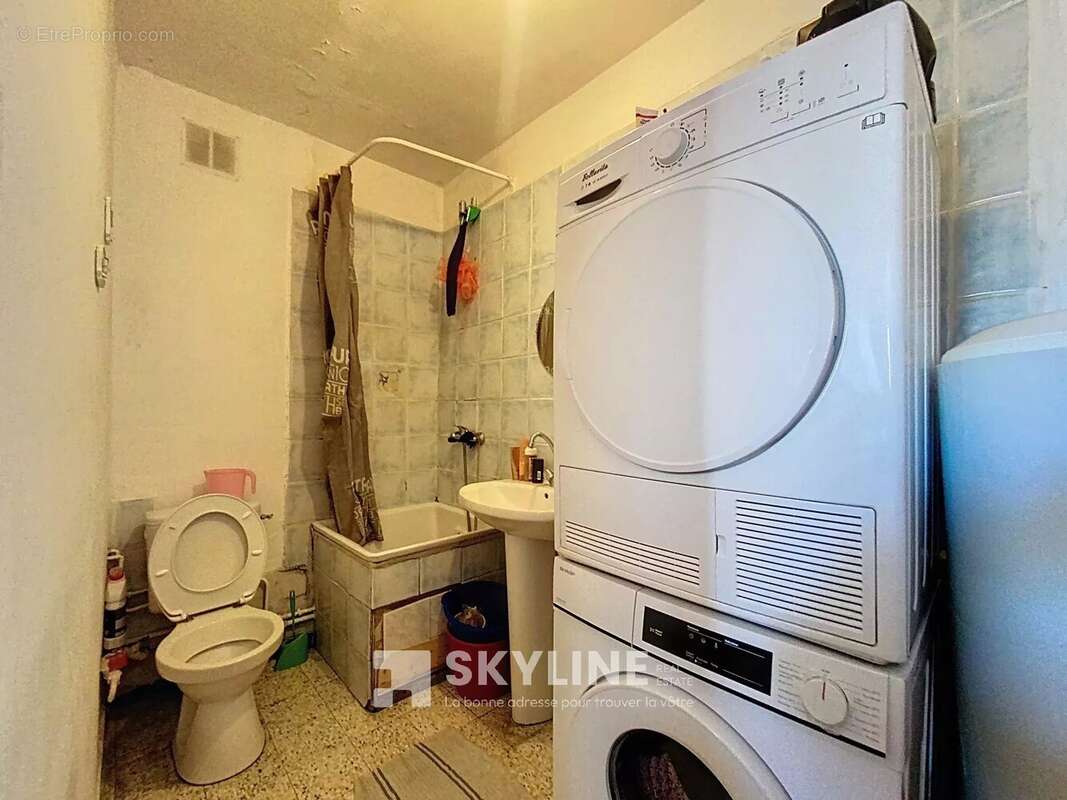 Appartement à MARSEILLE-2E
