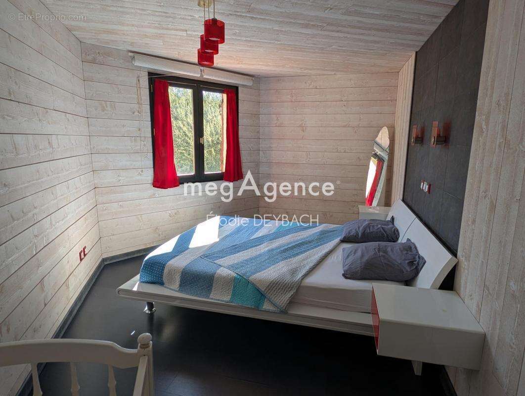 Maison à SAINT-LAURENT-DE-LA-CABRERISSE