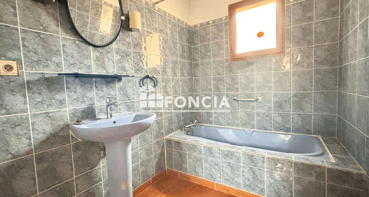 Maison à LA LONDE-LES-MAURES