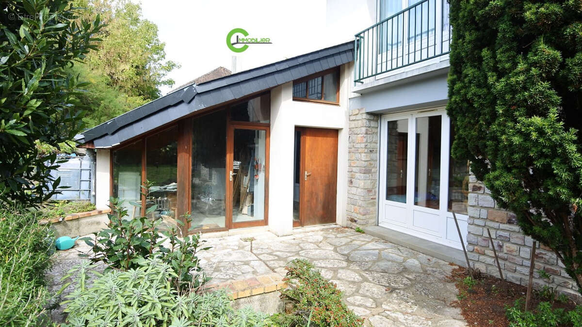 Maison à LA FERTE-BERNARD