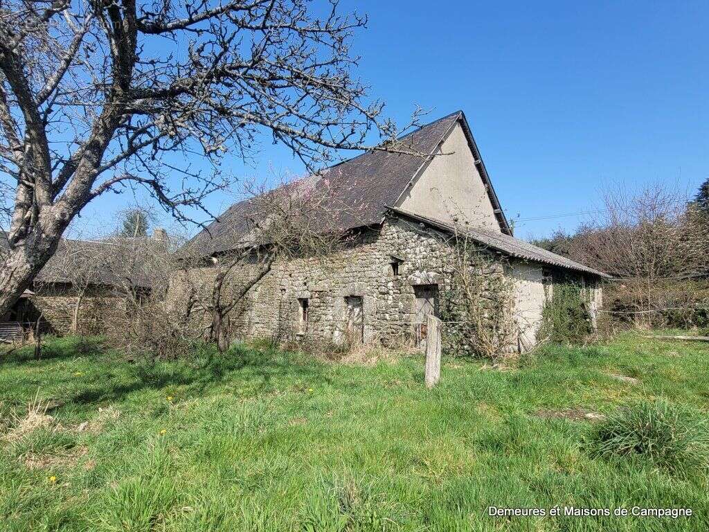 Maison à LE TEILLEUL
