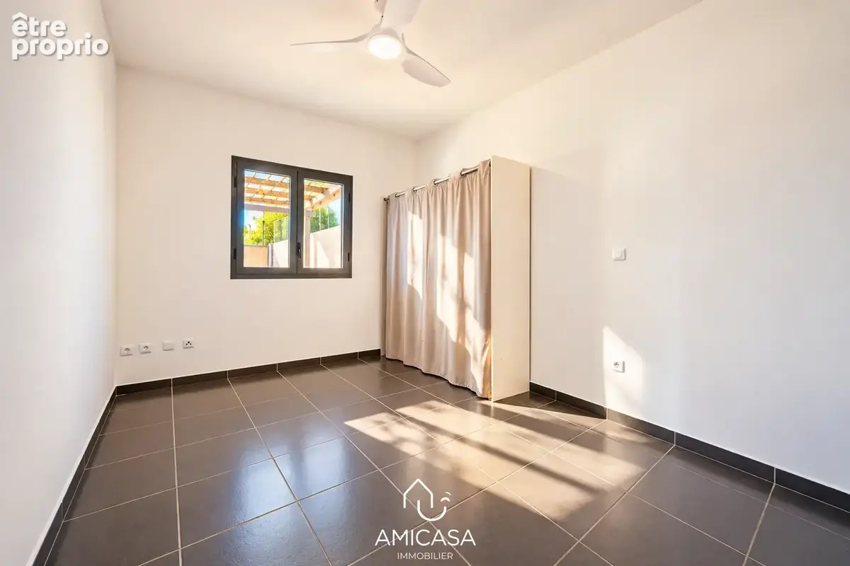 La possession (la reunion) - villa t4 avec piscine - photo 8
