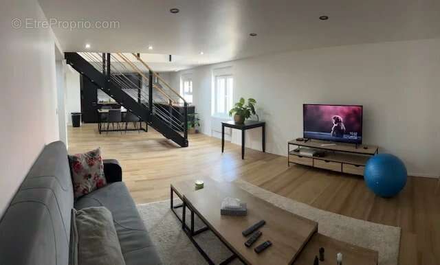 Appartement 115 m² à Bisel  - photo 8