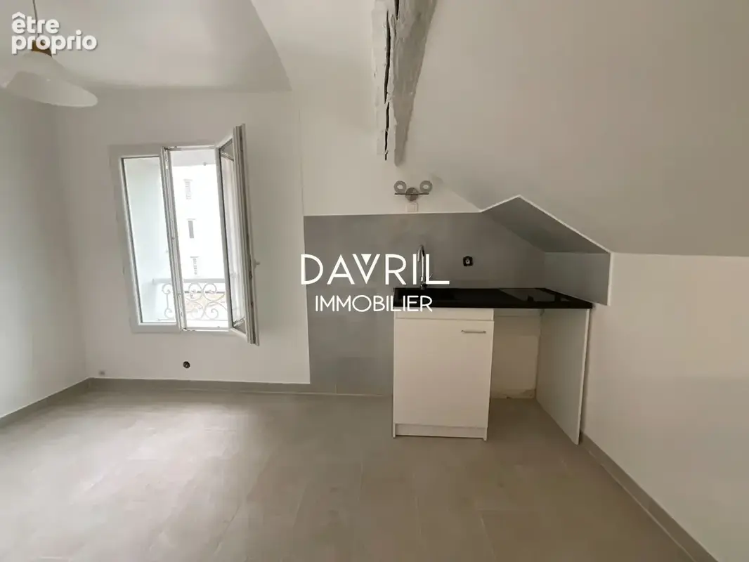 Appartement t1 / rare sur secteur * exclusivité * idéal investisseur * dpe + ges en e * - photo 8