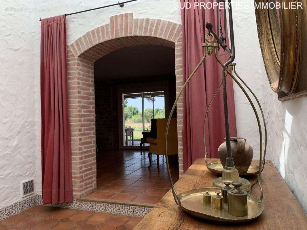 Maison à SAINT-ESTEVE