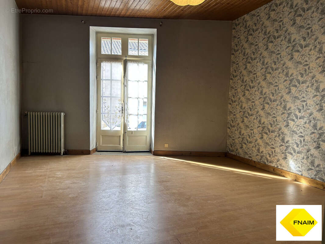 Maison à HAUTEFAGE-LA-TOUR