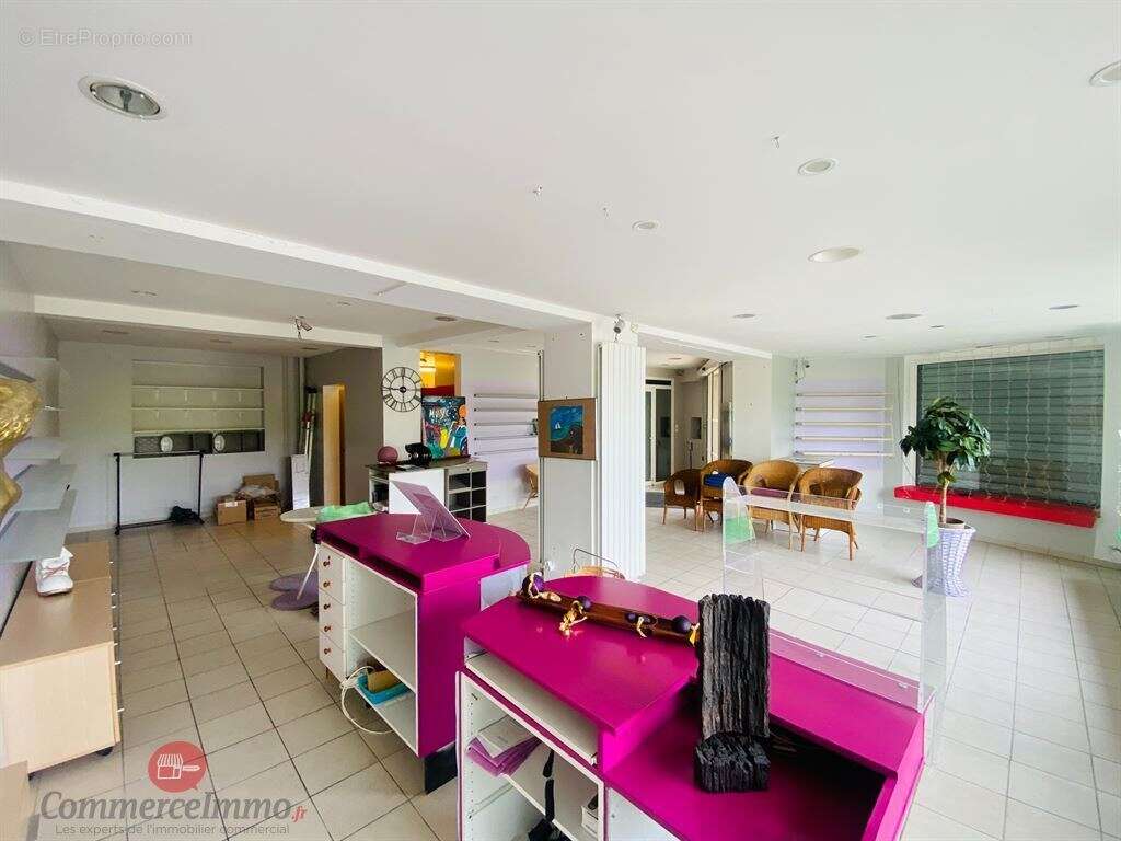 Commerce à ITTEVILLE