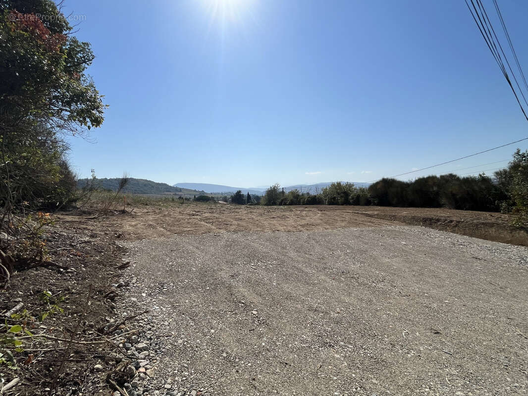 Terrain à LIMOUX