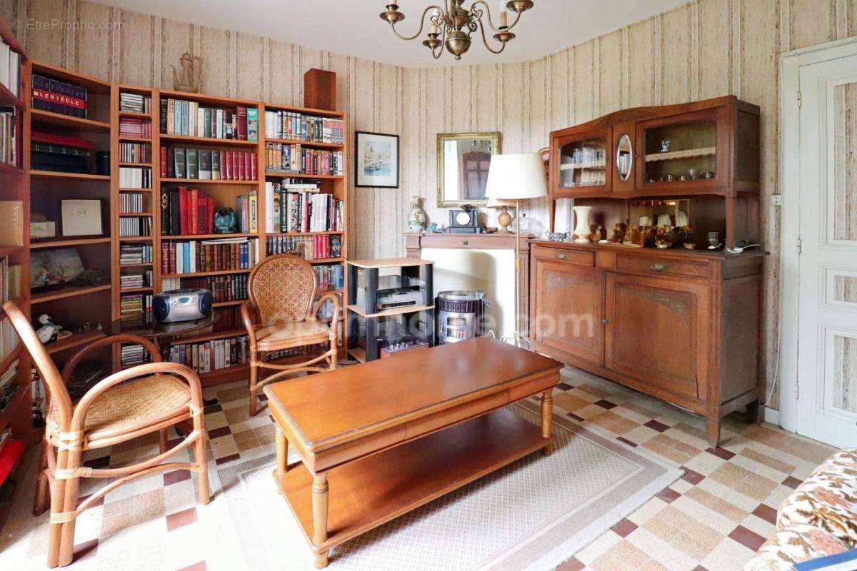 Maison 85 m² - 5 pièces - 3 Chambres - sur terrain de 365 m² - SAINT GEORGES LES LANDES (87) - photo 8